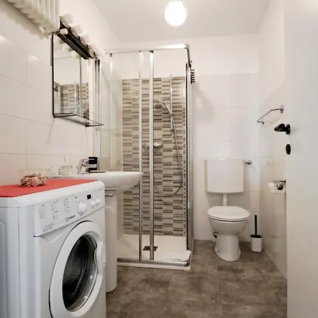 Momi 아파트 코모